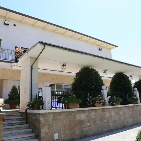 Casa di campagna Tenuta Di Pietra Porzia Monte Porzio Catone